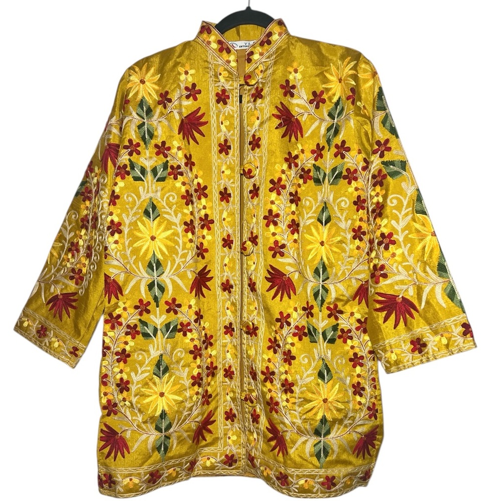 Vintage Embroidered Gold Floral silk Asian Jacket M